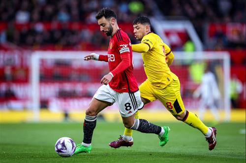 Manchester United đấu với Sheffield United