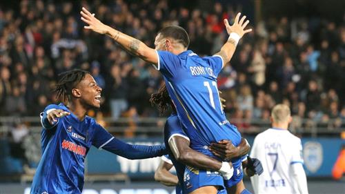 Troyes đấu với Auxerre
