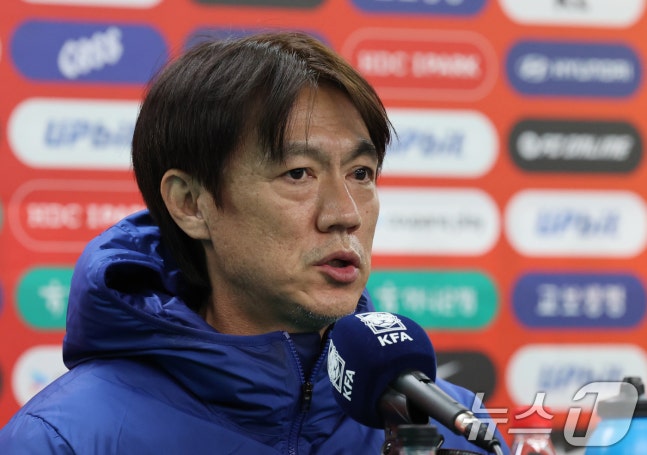 Hong Myung-bo: Đội hình của Bolivia đầy tính cạnh tranh; vẫn chưa rõ Son Heung-min sẽ thi đấu bao lâu